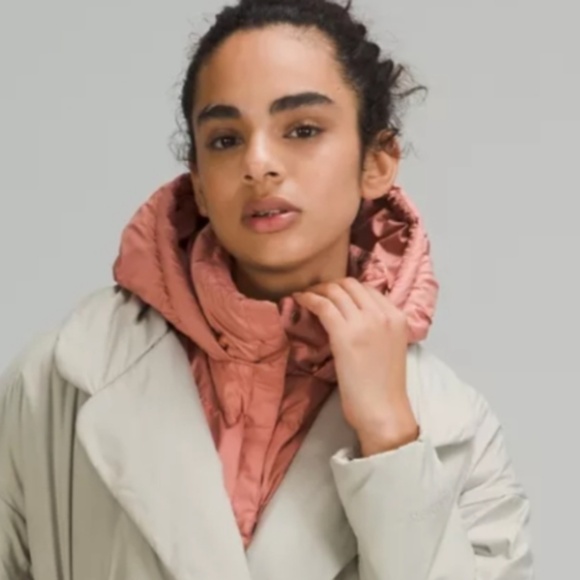 Lululemon Down Insulated Hood Dickie Pink Savannah 2021 Release  - Like New - Picture 2 of 7
